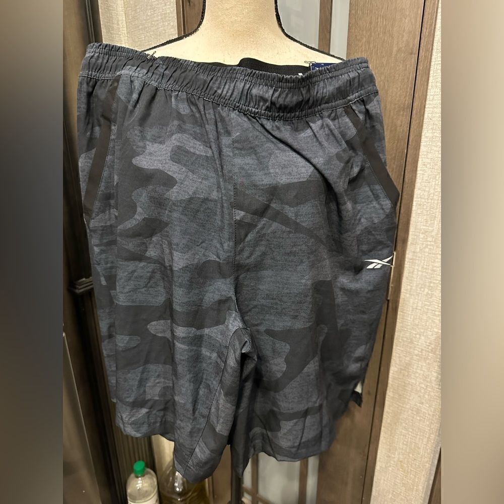 NWT Reebok shorts 